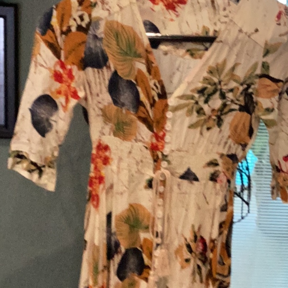 Dress - Picture 2 of 7